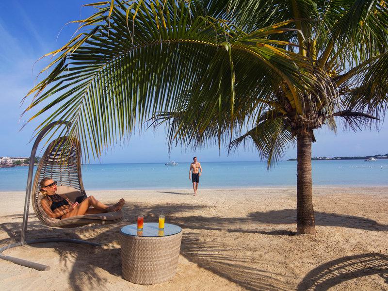 3C381845E2A45584E01549C77F080E15