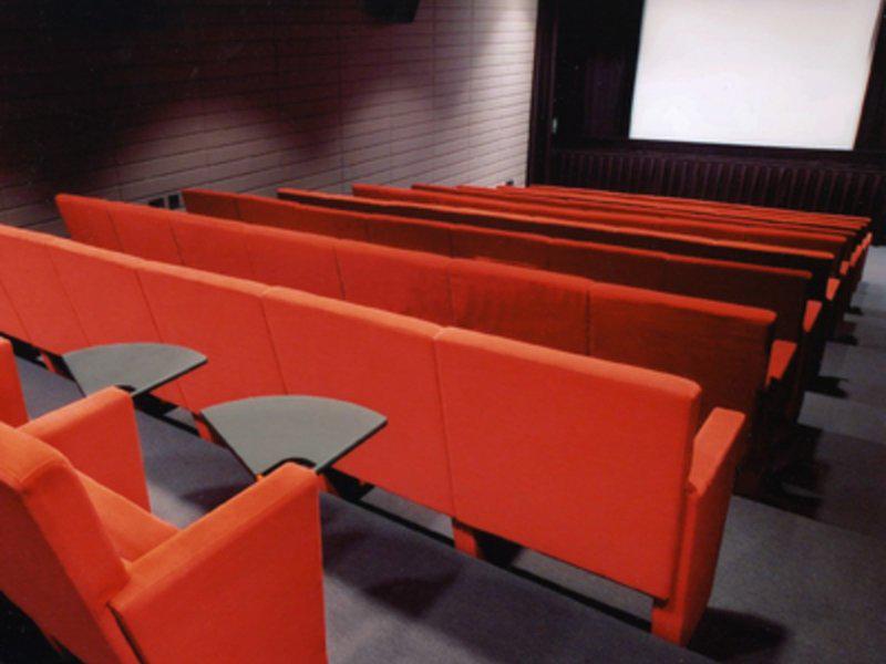 BD877DBFFA29B5B2C5FDB73F24541835