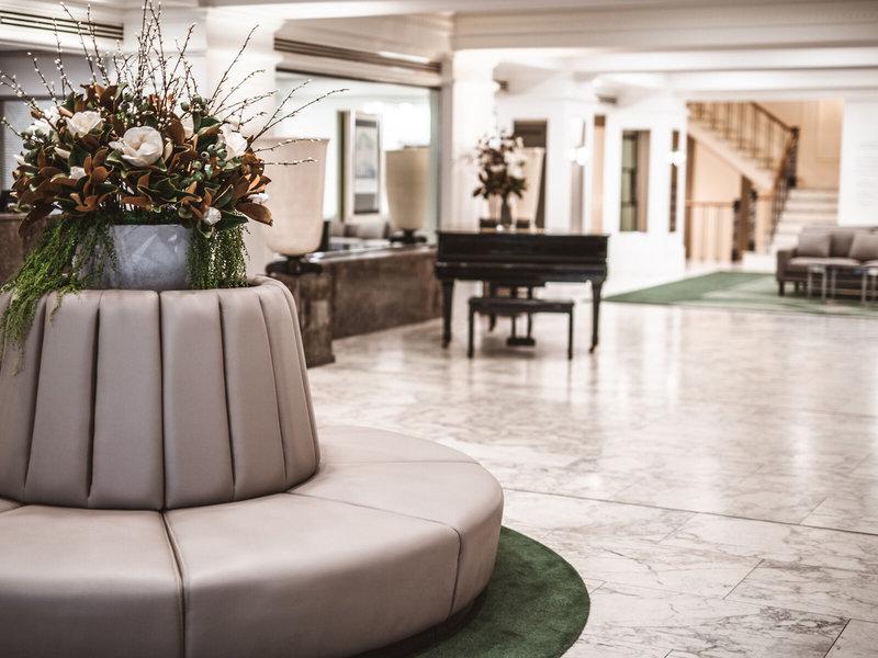 FFF592542C7200873CC53BE511AB24BC