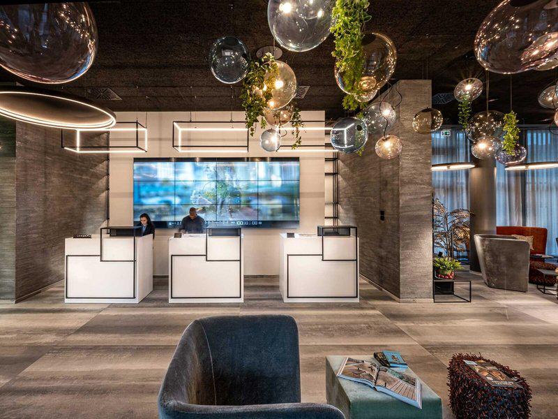 B0BF32D1661131A7F33DF7B9A5829C2F