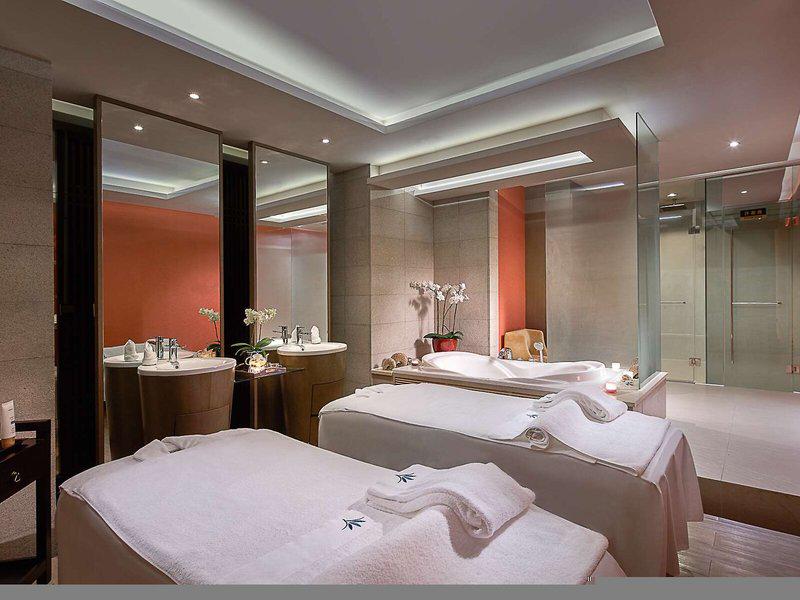 E4244CA525F926F14FA4B8B28C58D05F