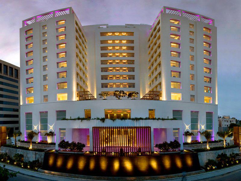 ED8FDAABA2EA3A2D4198DC11405387C9