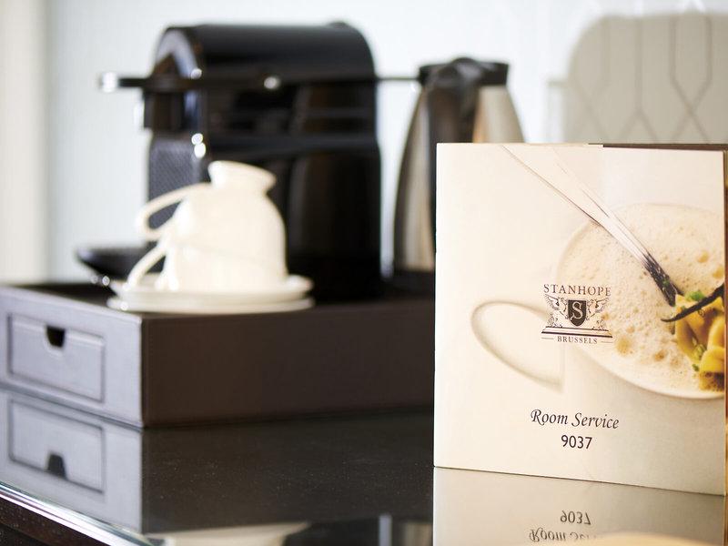 1179EE0E8EC1C68F5C306CB5EF8F583E