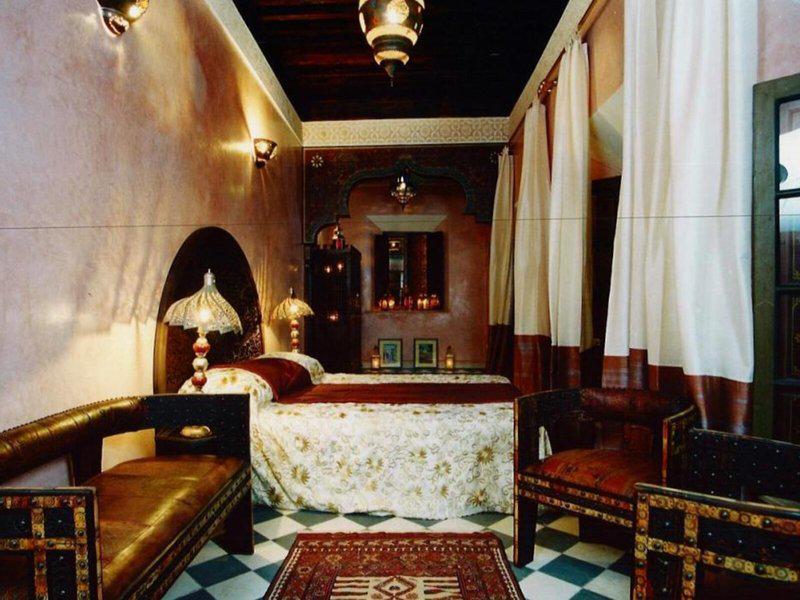 CE21E9D06E5E2F09A9911CD1D54917A7