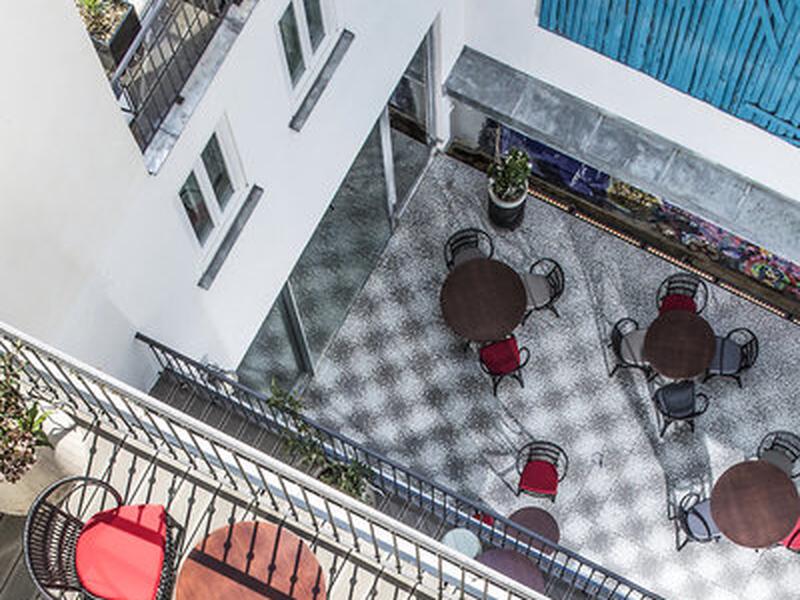 34CE2C00F010C0E26334B43827228305