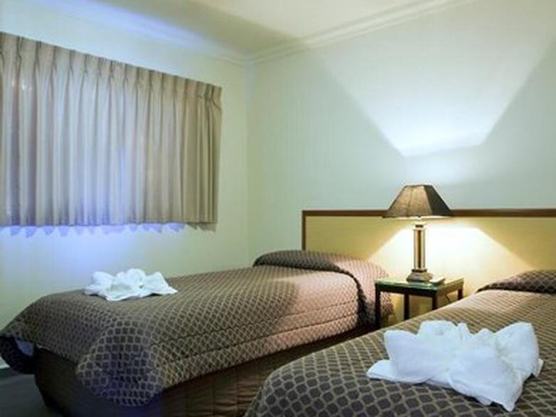 32587C1341B100810A271580D208E447