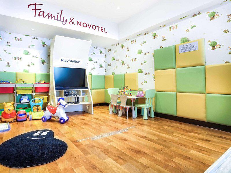 2E71AEFB90DB4B03310692BD32204C20