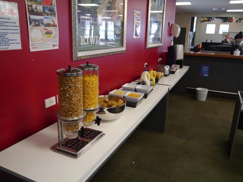 8F19A3D98C2481DEE2BAE19F71A246C2