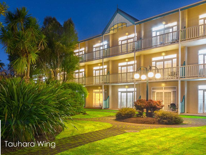 ECE7BBDD4B95749B96989F1123CEE0A8