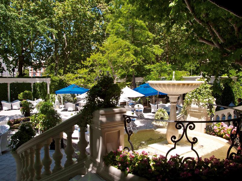 34D0A3C80E20322C12EB768E8EE5A714