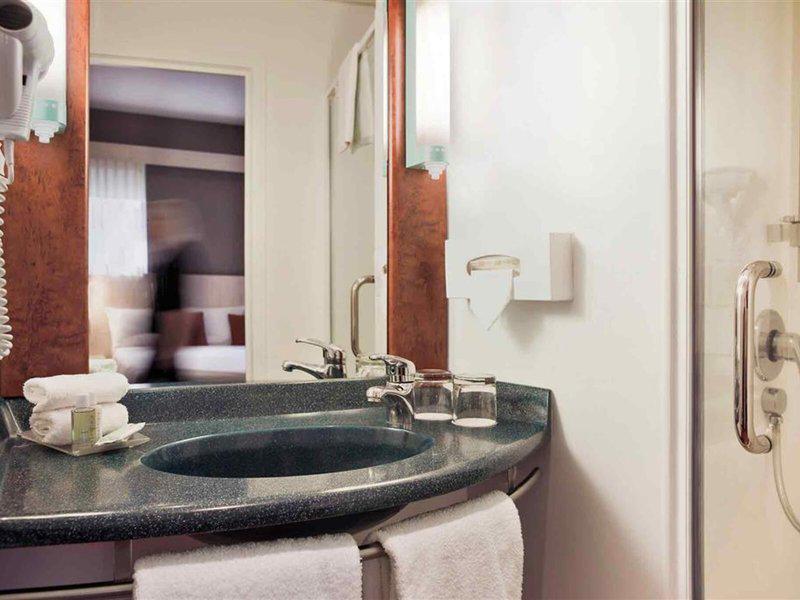 E11919FA36D9F69B5D1E4F652A9C360C