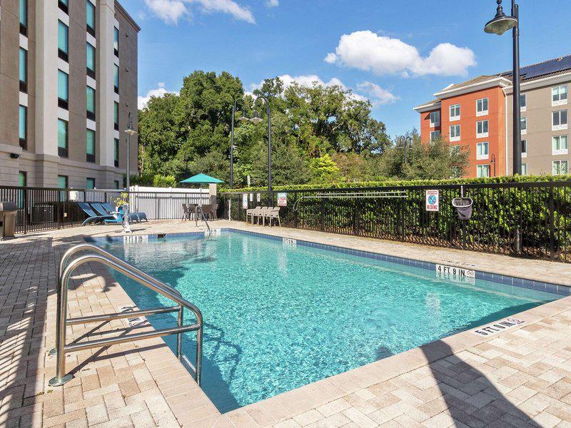 E5703838B9EDC63C657D903DD143C191