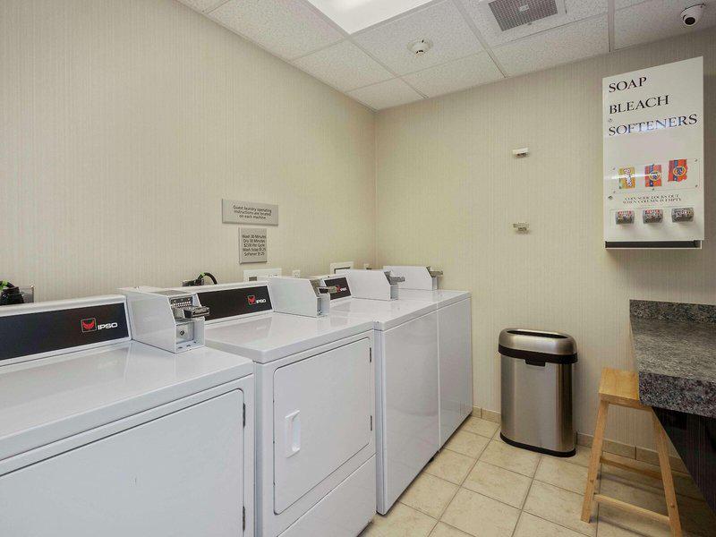 3F9FCB42A6E9514A4E6DA844BCD540DA