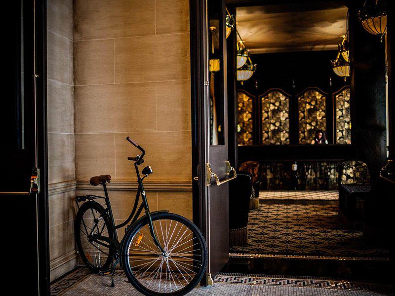 8D5D06BDC41A1FB76784FF760CFA4A48