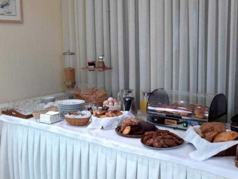 7851F65612AF3B95122D1F9708F90481