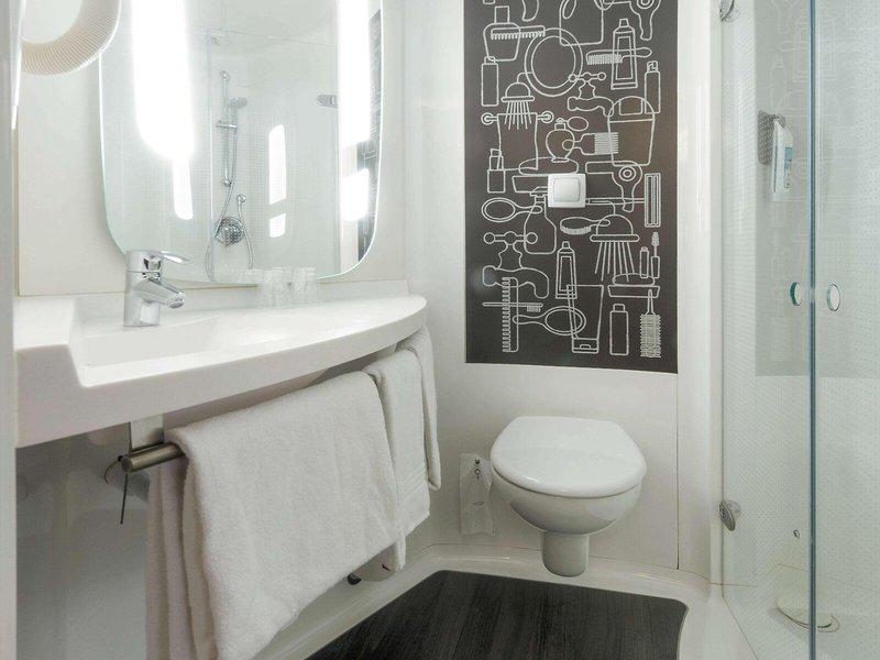 C2B54CBB596928E588739D422008DAB7