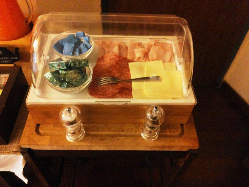 20FFFFC293D3D438D757AD3BF821933C