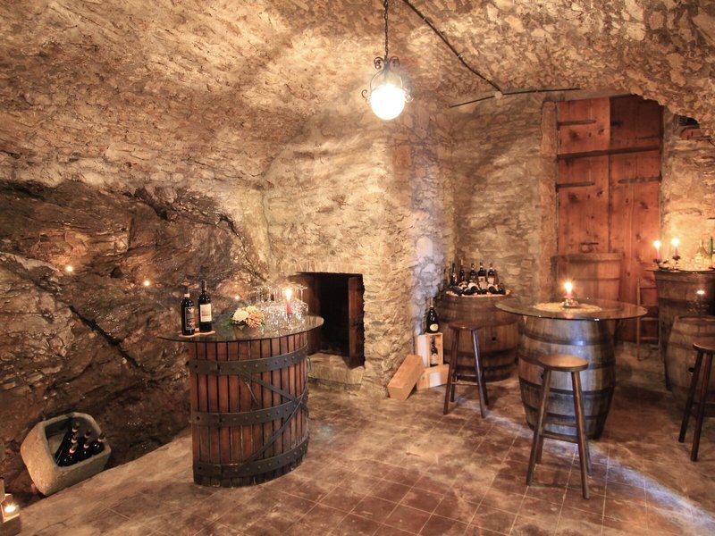 4E8208747847793630470C784F3C024A