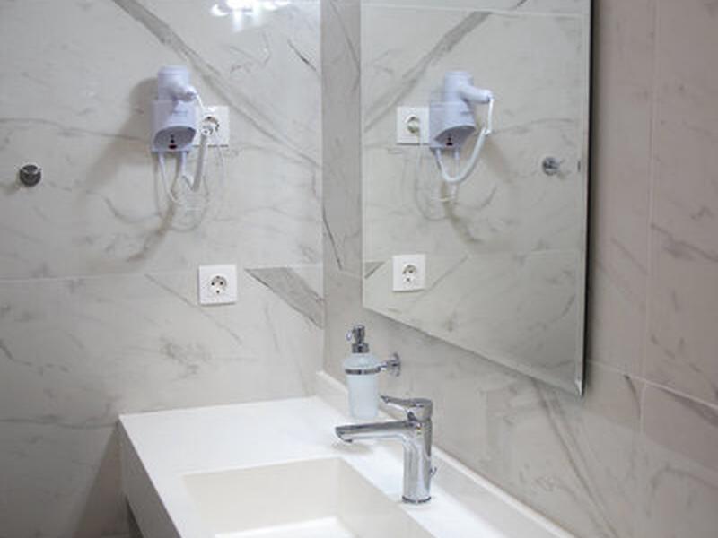 AFBA1566E207095354001371ABEE3F65