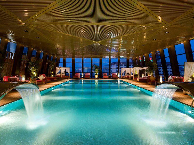 A46ECF43CC5C56DD0F5D55C1A689515A