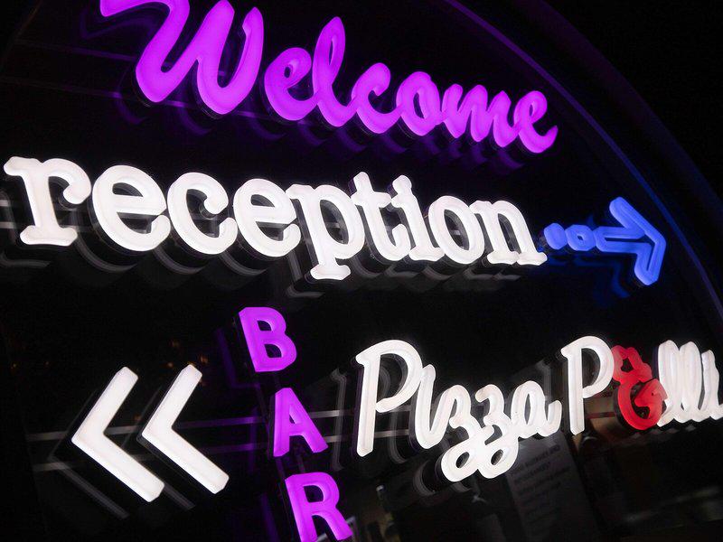 E0A3223767BD1384434FE24D08E1D909