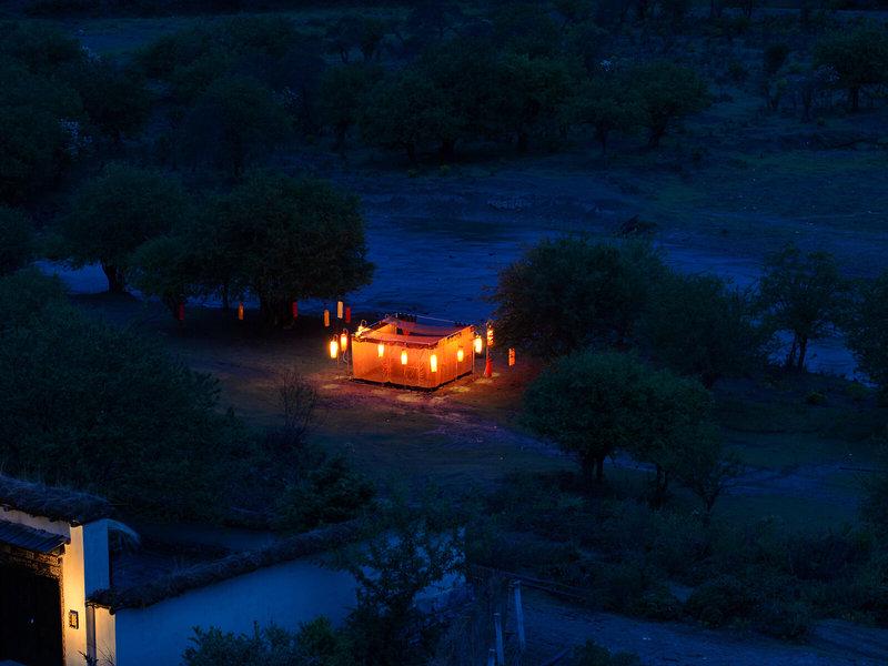 F0924273DE388182EC9ECF497120F250