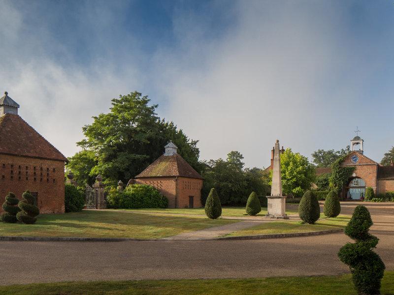 FCE01A1B2835C23EB96986F1DEB0E56E