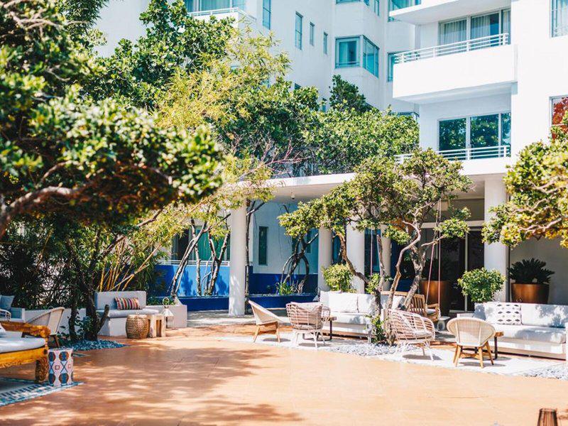 27FEF39D54412C18B987FC3A4BEF9F18