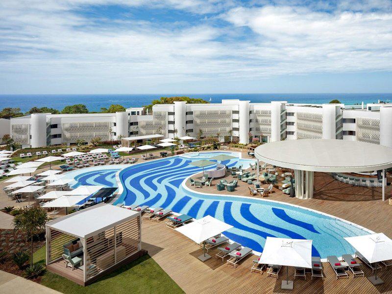 16FD4EE33FA45E96B659984B9438DFB2