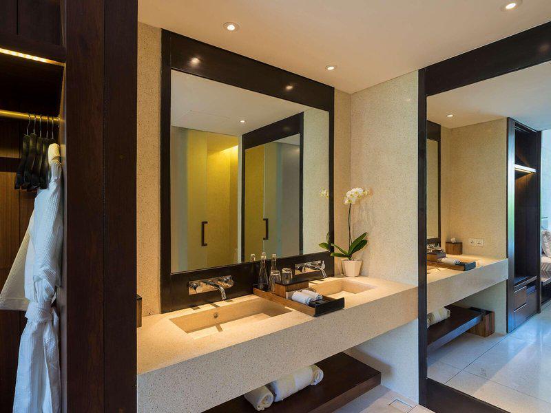 0DA1F179909CBC6324774707BBB9990F