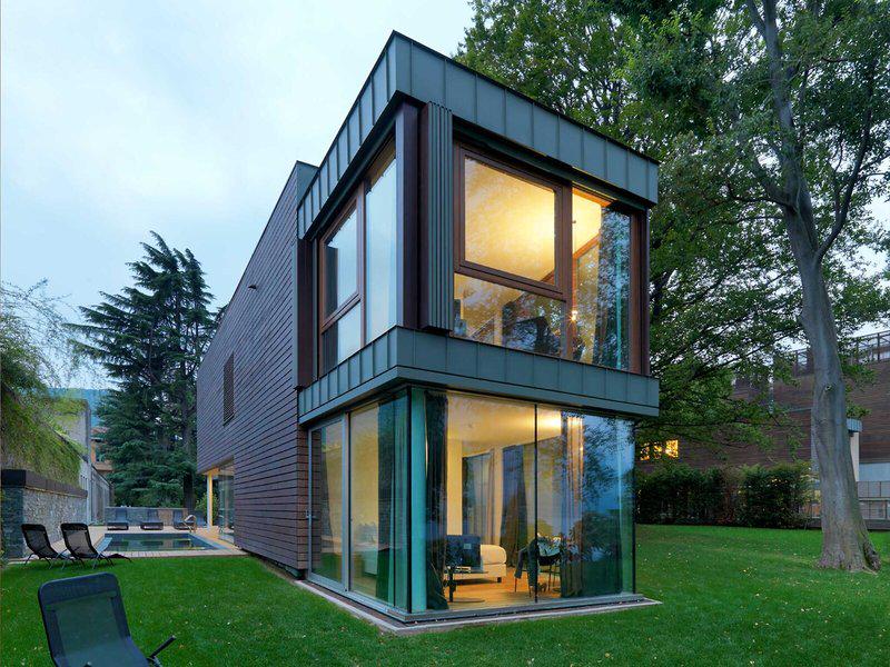 7C8C0AB12D3F3CE4E2F06F9BFC814D75