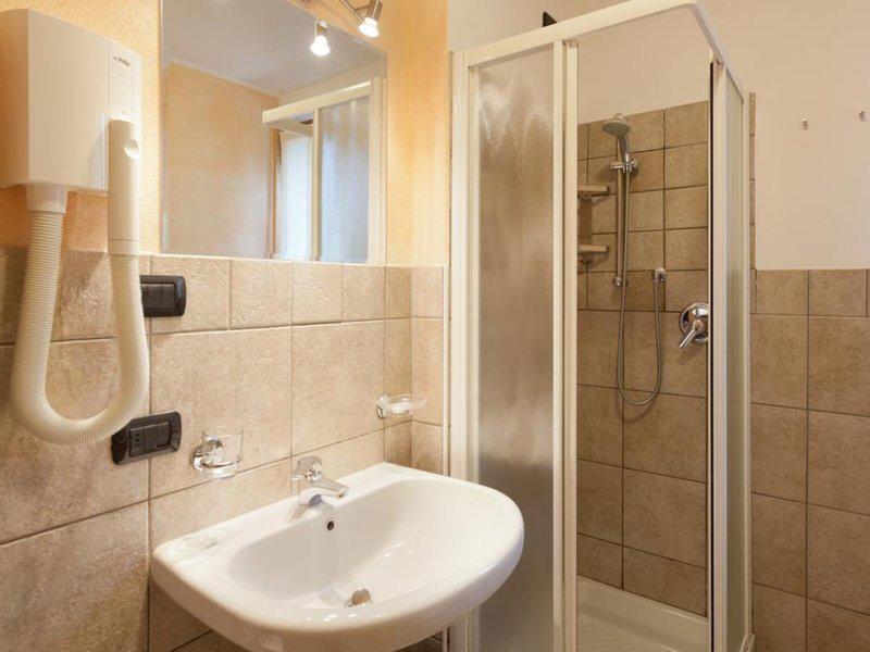 86D2BC854AFA3D104655E1F508501F44