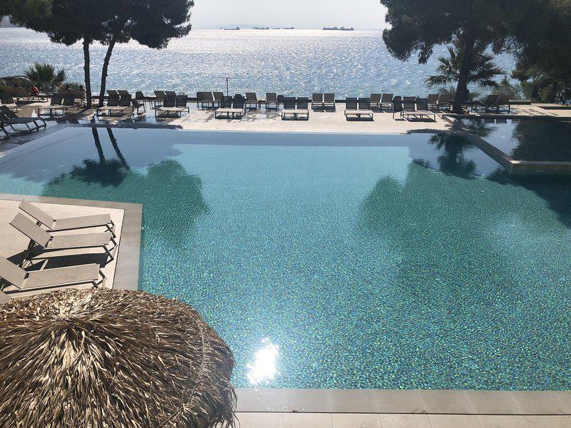 8AEED4BAA704558A6DF55CC9725E492E