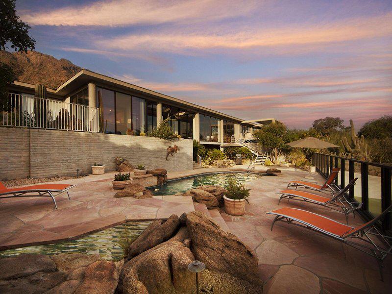 22DAB828C88C017A1F3B449C3BD2FD5B