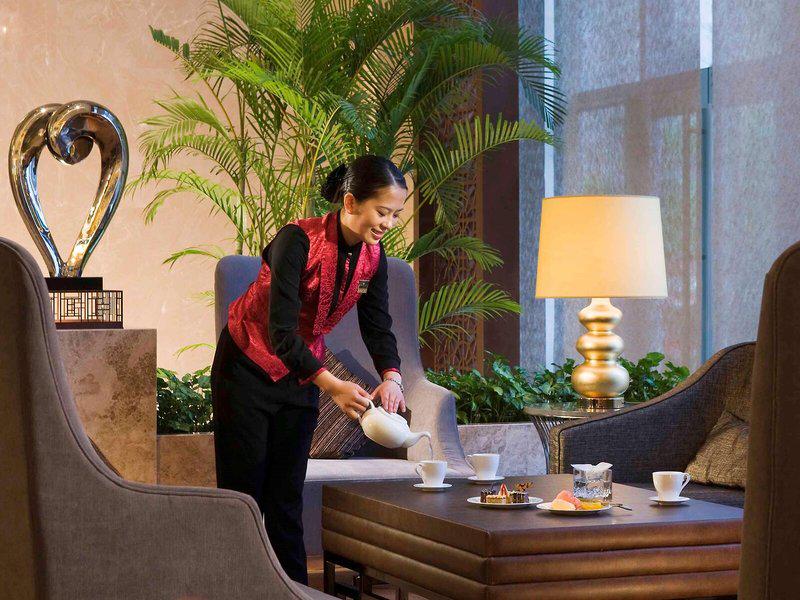 57C11D59FE18CFE2FFF499DEE36AE438