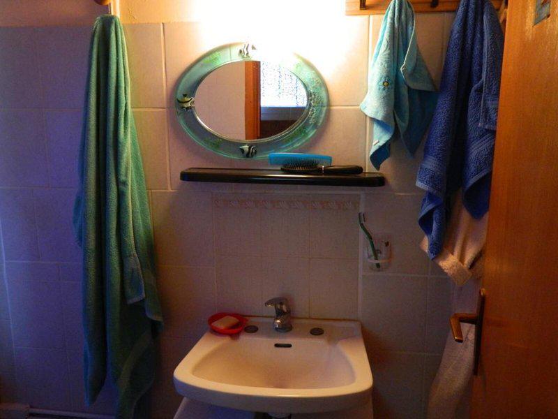 0266CA41AE2FEC3EFC8CB3E7210338FB