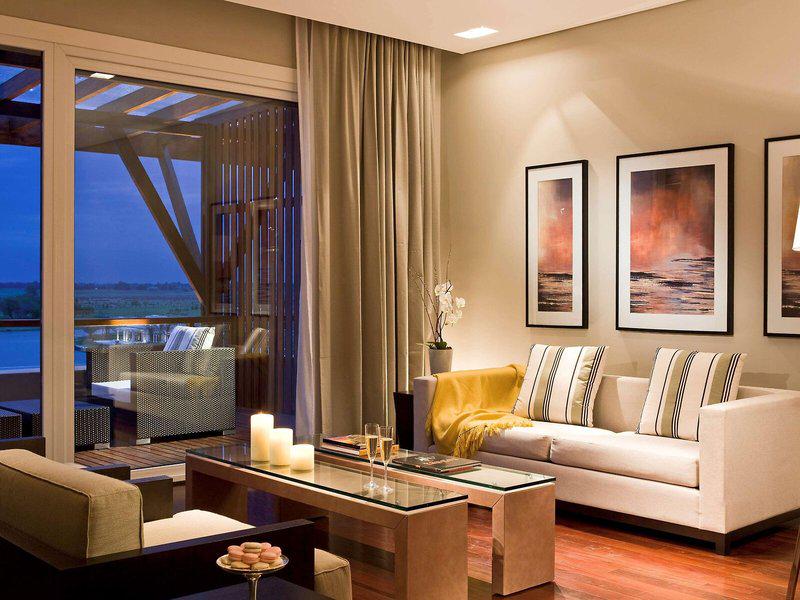 4D7A262241CC9B5BD21FDD97F136D6CC