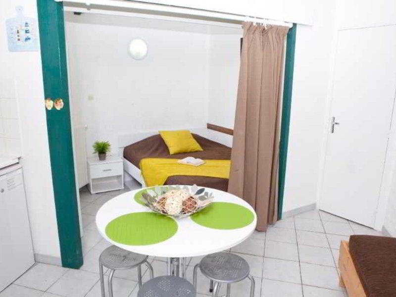 D3EA86526CF4F89D8E7B25E32DF6680A