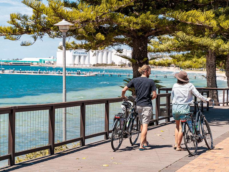 62B71288DA58323A42A18178318DA21B