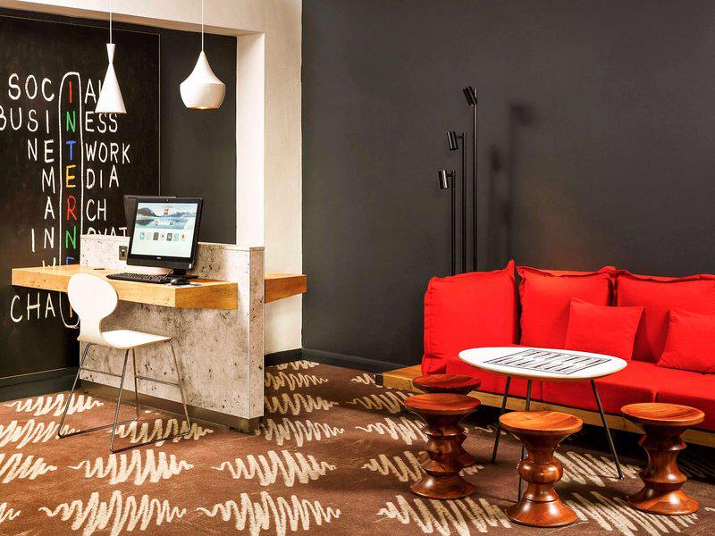 00CAE44DD080B1FE222E7E5F687932F8