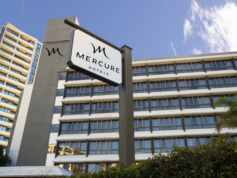 BDC919900BB3A3C8E5DE6BCE2E5F3E41