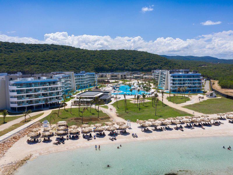 B2305A24C2581D140E8C2EFA590B40B8