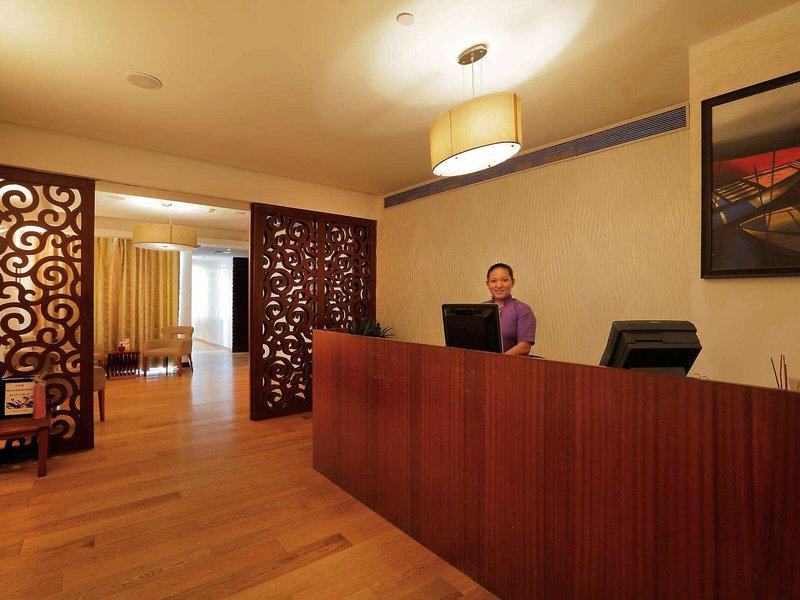 54BAC3EE0BBCC4F86FC39F2666C43867