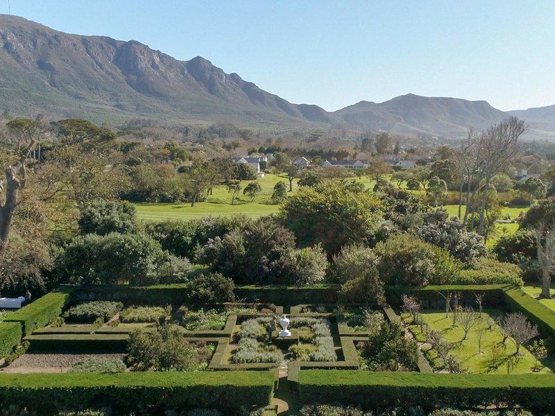 F15E1EAAAF54097A0BA069235F027EA2