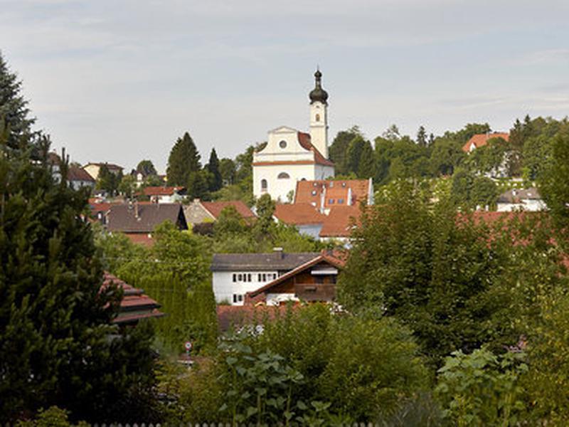 2CB75A646B25AE5F74FCC6FDE8253B13