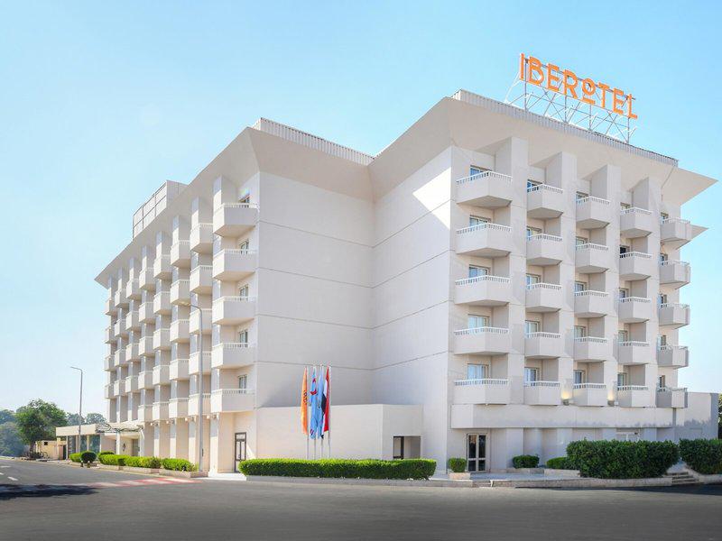 DD9B5163FD31C87AFBE347EBA60445B8