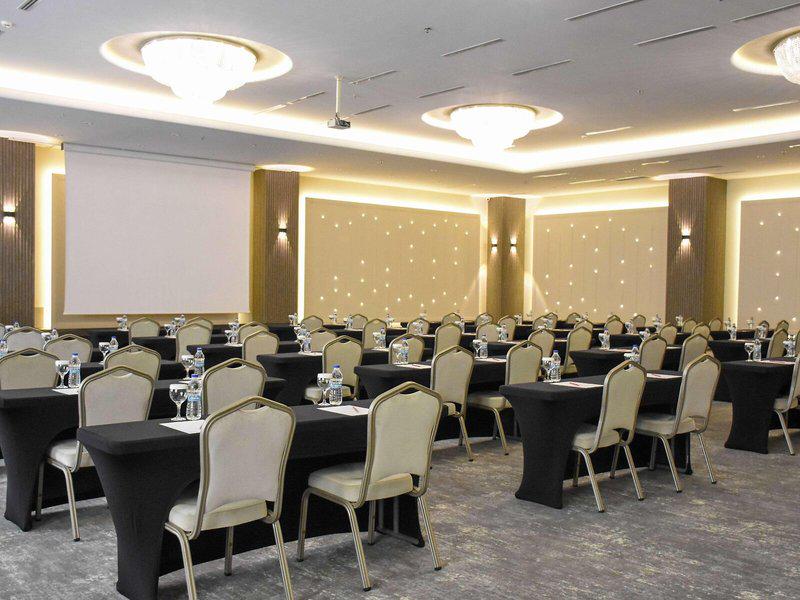 EB2DDCF826B3782AC1FD0DDE98449CD4