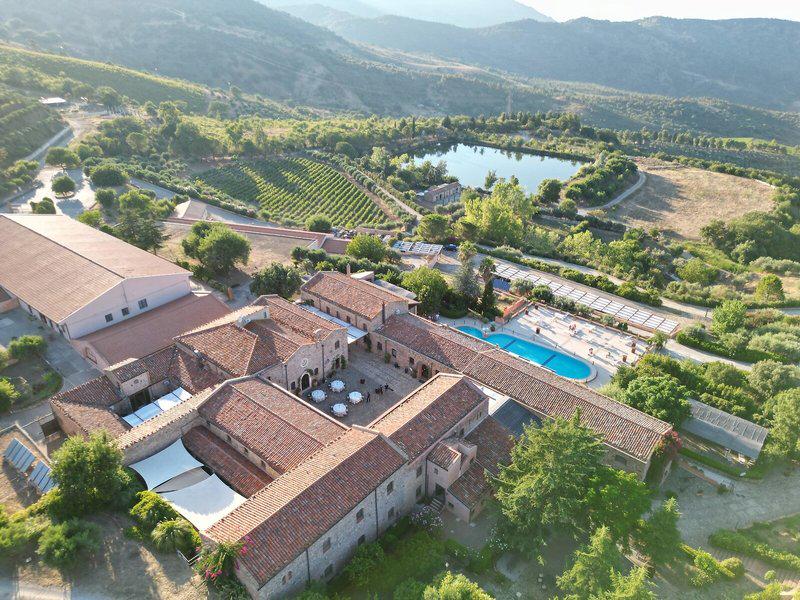 59C24871D6AFAC805ACDA38D583F1C8B