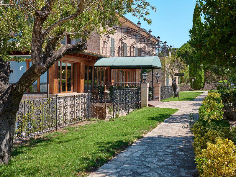 AB57A68BB561B788FEA8FF2AB63103A0