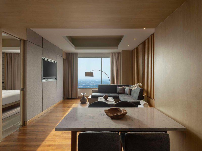 3C9F3B803570C01C4648E6C6A3D93F31